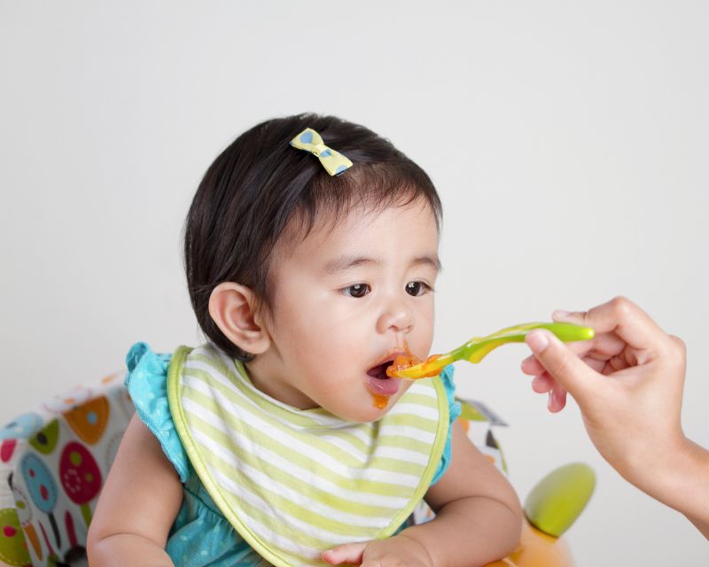 Có nên sử dụng thực phẩm chức năng giúp bé ăn ngon ngủ tốt không?
