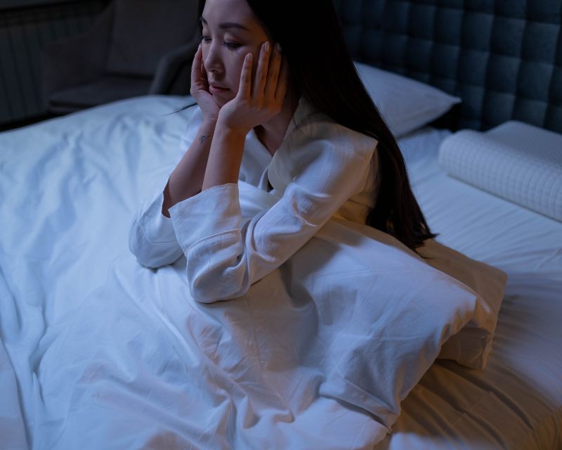 Thực Phẩm Chức Năng Trị Mất Ngủ & Những Điều Bạn Nên Biết 2 Nguyên nhân gây mất ngủ phổ biến ở mọi lứa tuổi