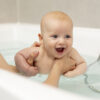 Trẻ sơ sinh đánh hơi nhiều nhưng không đi ngoài